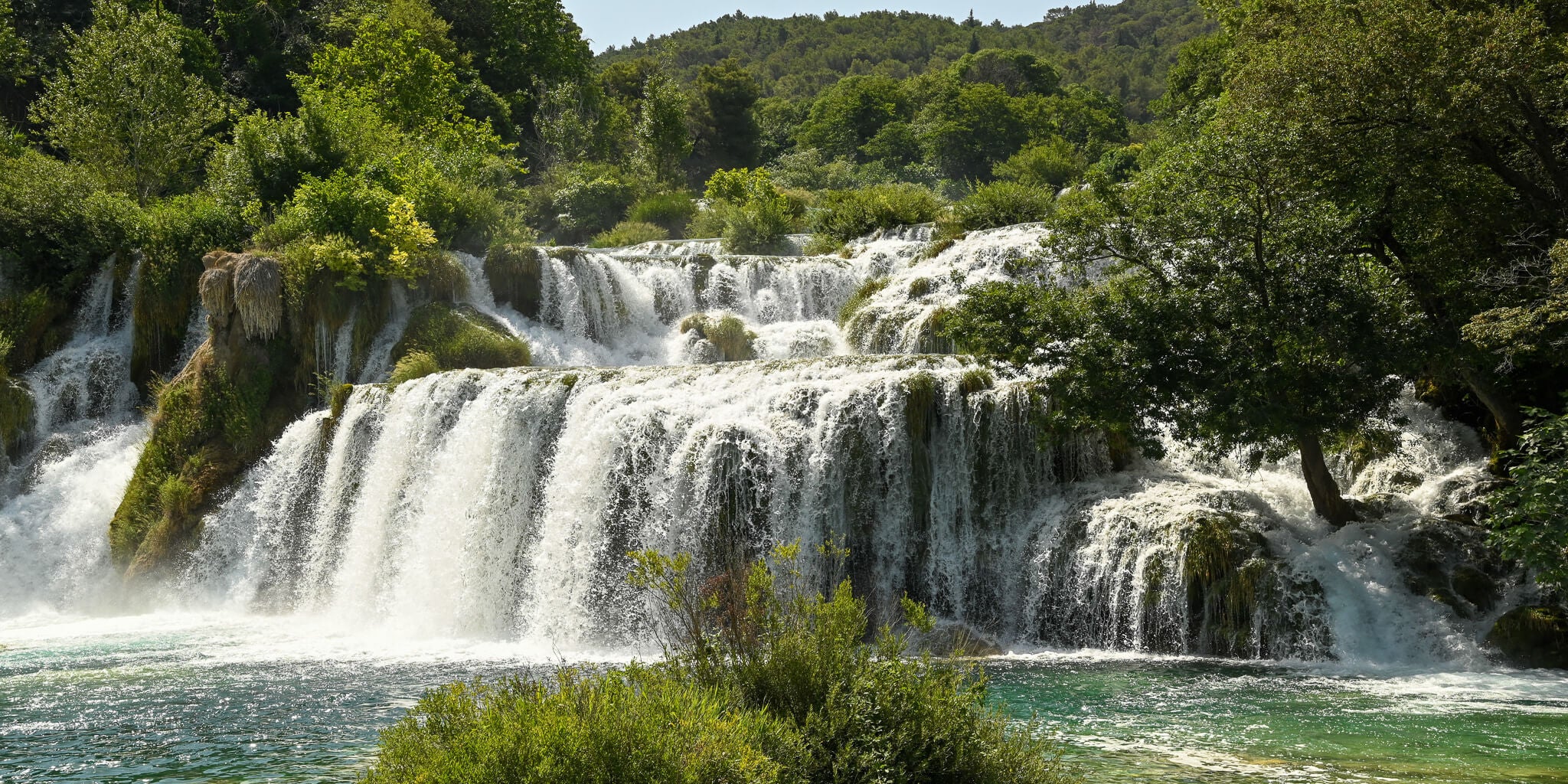 custom-slideshow-image-desktop-block_M63Qpw